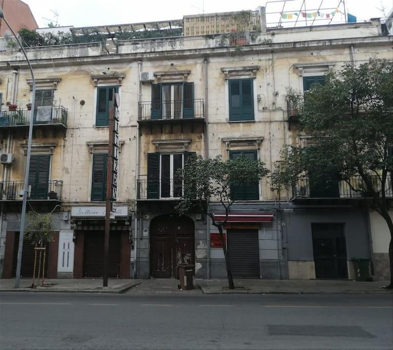 Casetta Dante 130 Palermo Bagian luar foto